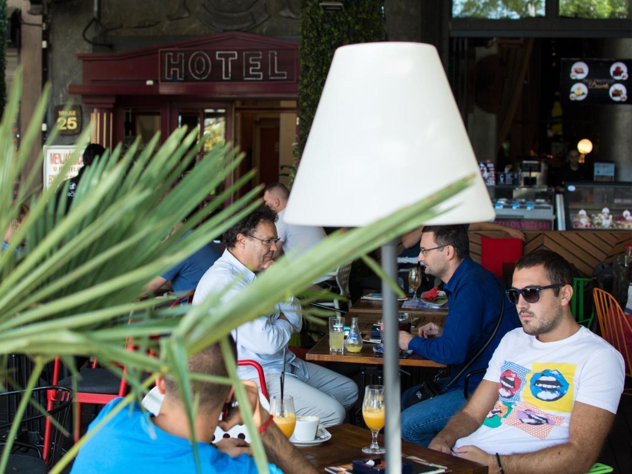 Hotel Kasina Beograd Bagian luar foto