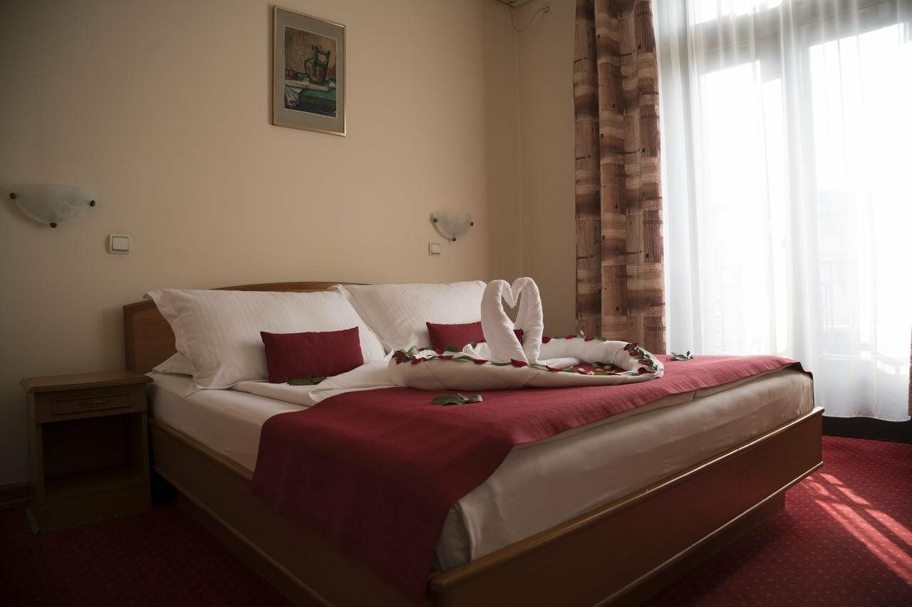 Hotel Kasina Beograd Bagian luar foto
